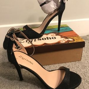 Brand new Zigi Soho black heels